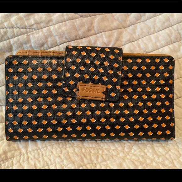 Fossil Bifold Wallet with snap closure - Picture 1 of 3